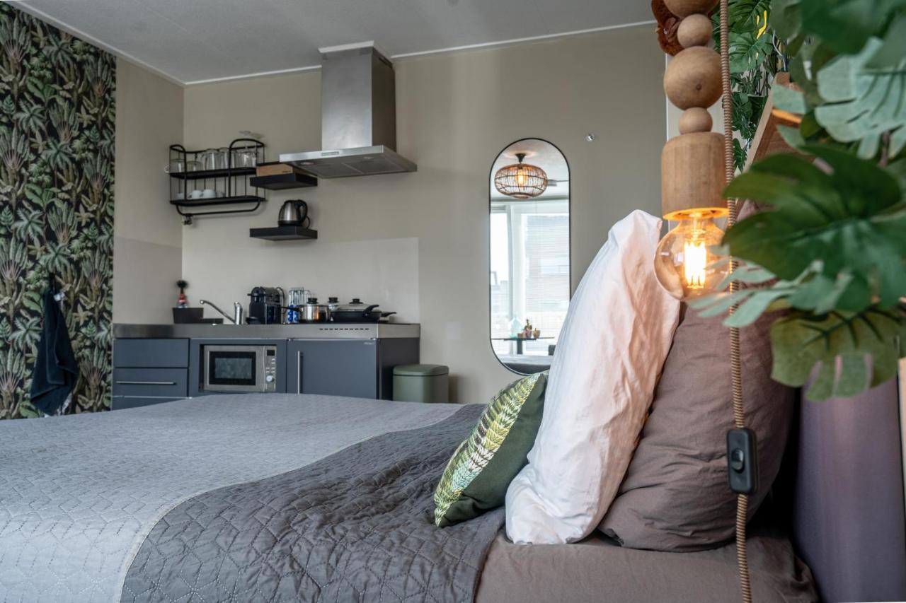 The Lion King - 6 Person Linked Apartment With Roof Terrace Groningen Dış mekan fotoğraf