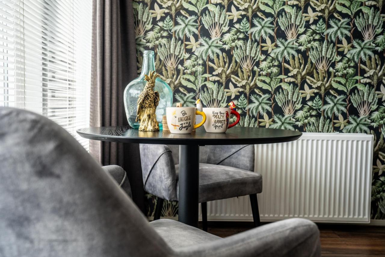 The Lion King - 6 Person Linked Apartment With Roof Terrace Groningen Dış mekan fotoğraf