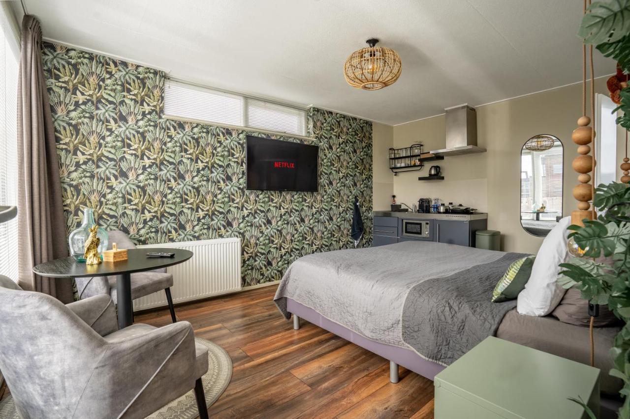 The Lion King - 6 Person Linked Apartment With Roof Terrace Groningen Dış mekan fotoğraf