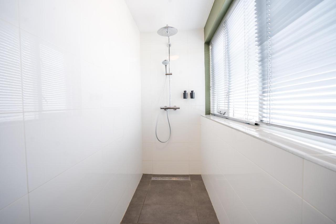 The Lion King - 6 Person Linked Apartment With Roof Terrace Groningen Dış mekan fotoğraf
